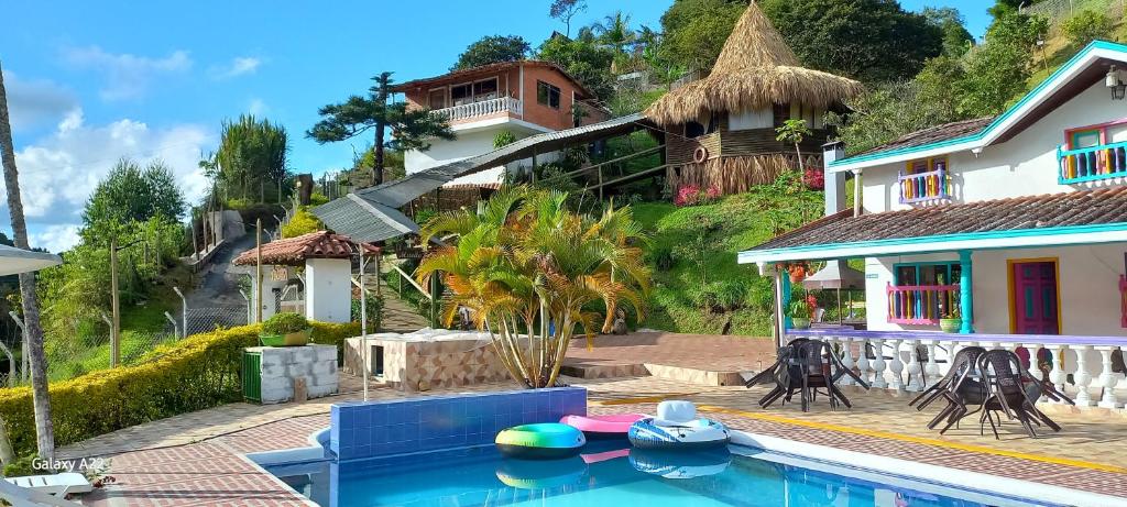 Bazén v ubytování Casa de Campo MA nebo v jeho okolí