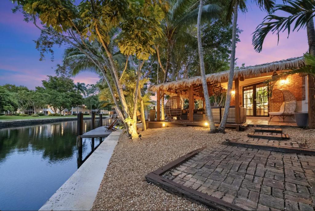Billede fra billedgalleriet på Wilton Manors - Jungle Luxe 2BR Waterfront - TABU i Fort Lauderdale