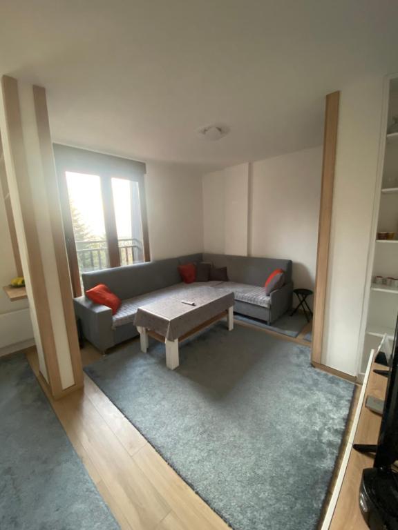 Khu vực ghế ngồi tại ikko