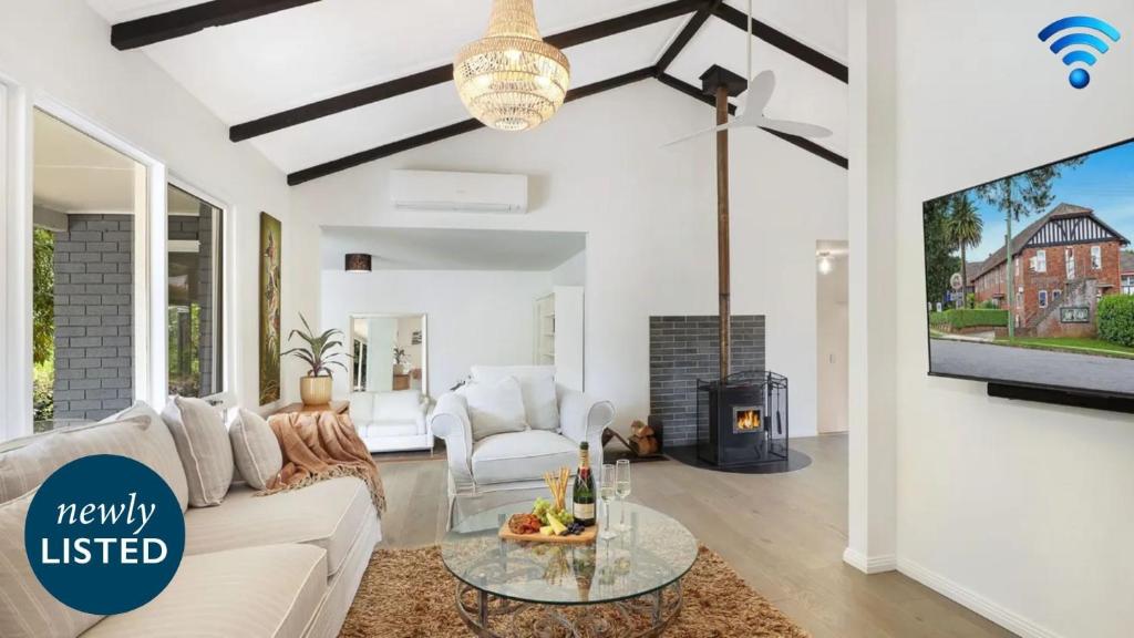 TV a/nebo společenská místnost v ubytování Wombleton