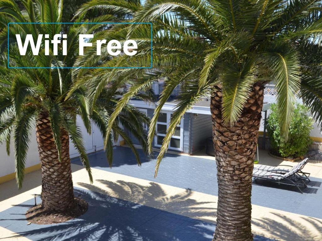 Fotografie z fotogalerie ubytování Casa Confortable con Barbacoa y Gran Terraza en L'Escala, Cerca de la Playa - HISP-7-7 v destinaci L'Escala