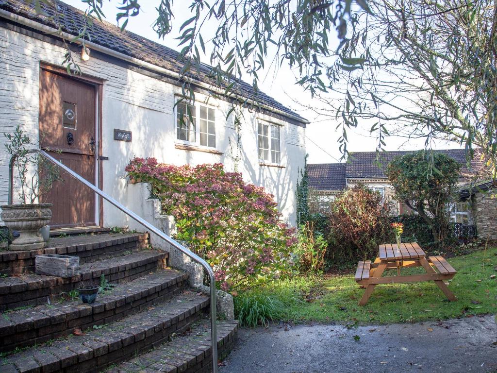 En have udenfor Hayloft - Uk48766