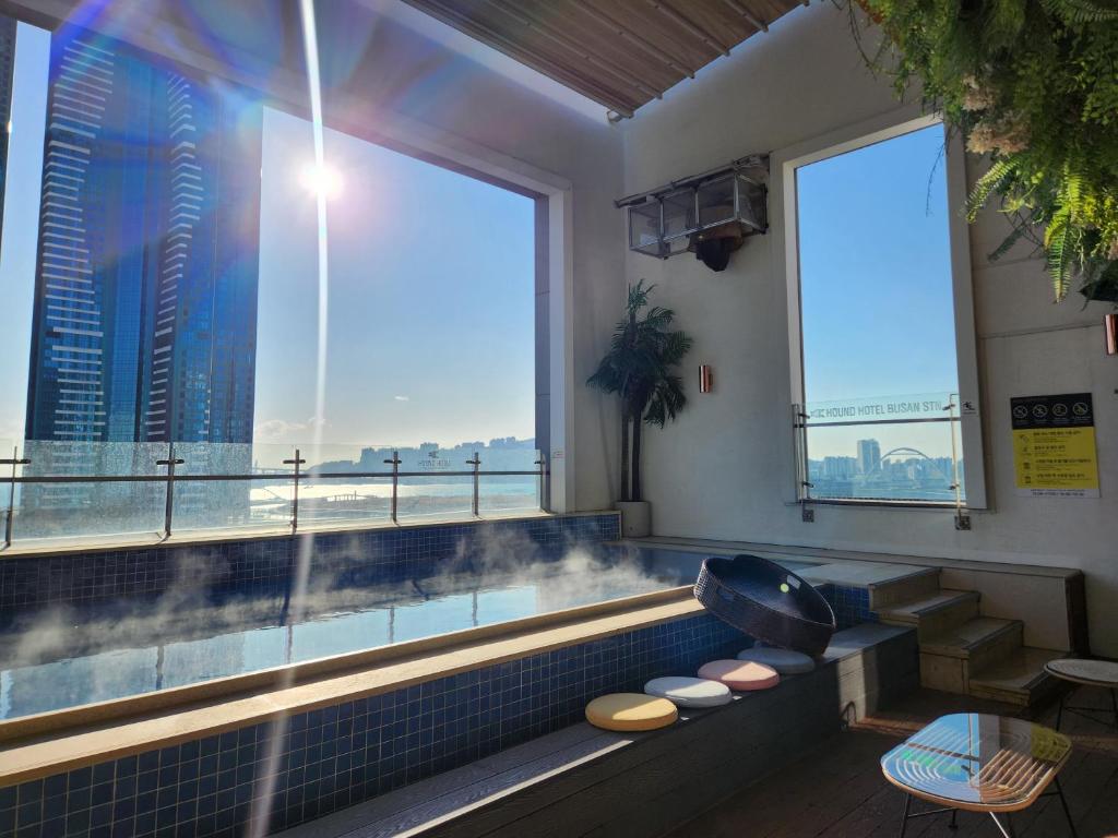 Posezení v ubytování Hound Hotel Busan Station