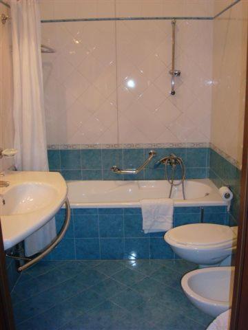 Hotel Dina - Resim 26