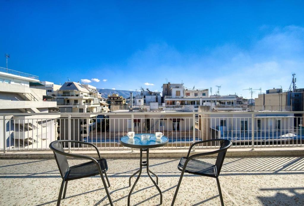 Sunny penthouse in Koukaki - Next to Acropolis