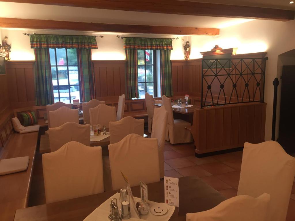 Posezení v ubytování Hotel Gasthof Sonne