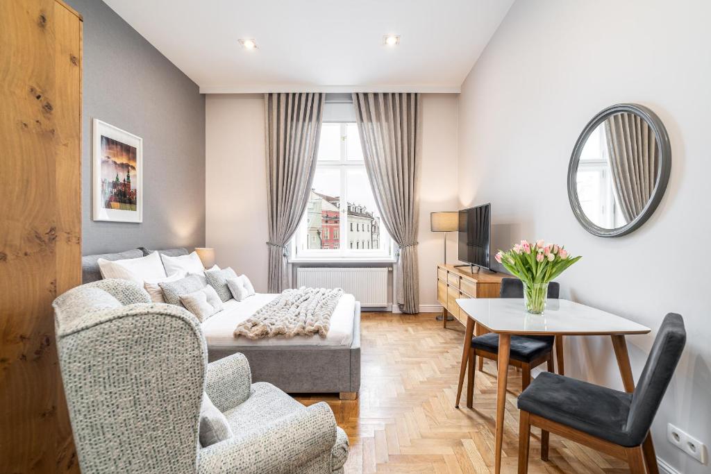 Venetian House Market Square Aparthotel - 4