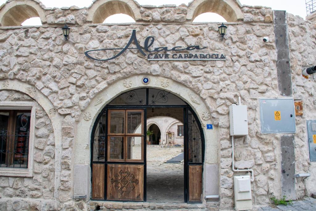 Majutusasutuse Alaca Cave Cappadocia fassaad või sissepääs