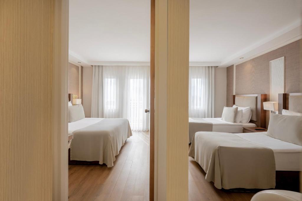 Sealife Family Resort Hotel - 11