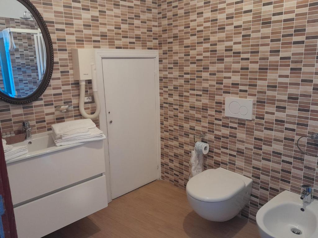 Ένα μπάνιο στο Elegant R&B Floridia