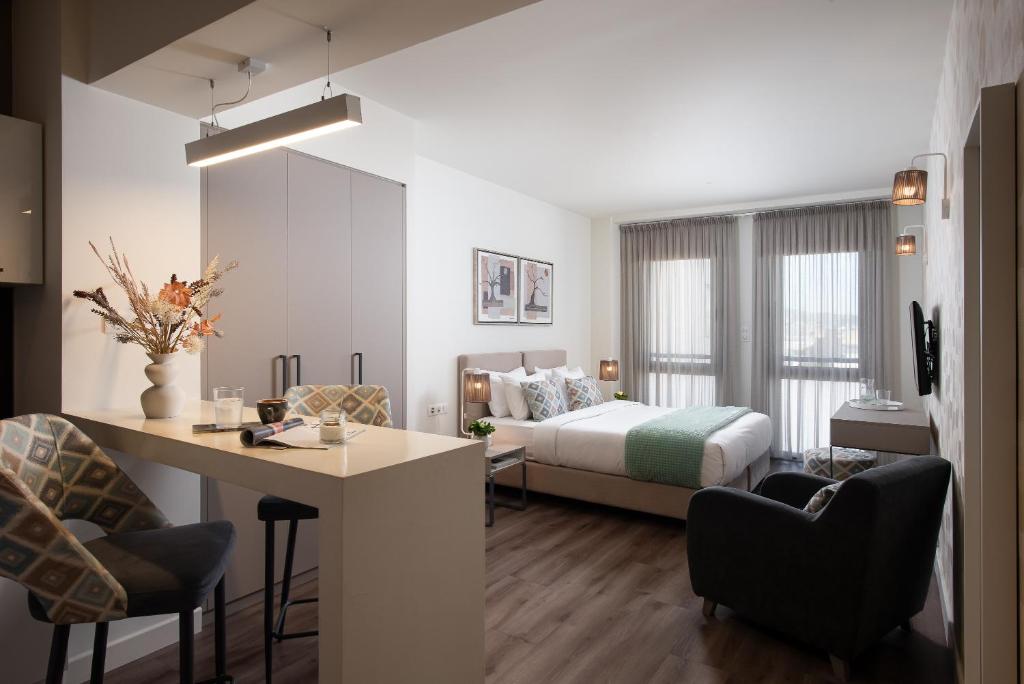 Urban Nest - Suites & Apartments - 6