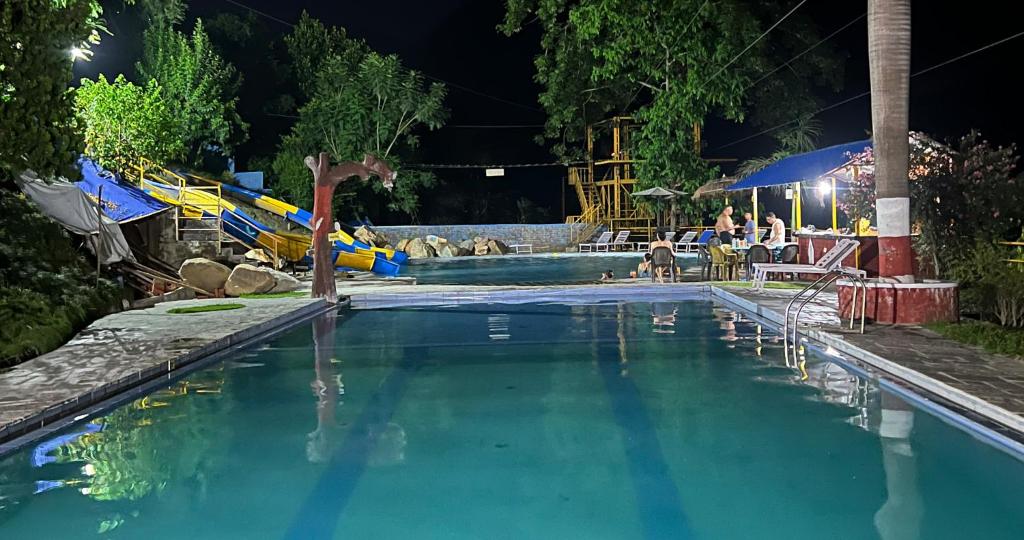 Swimmingpoolen hos eller tæt på River Fun Beach Resort