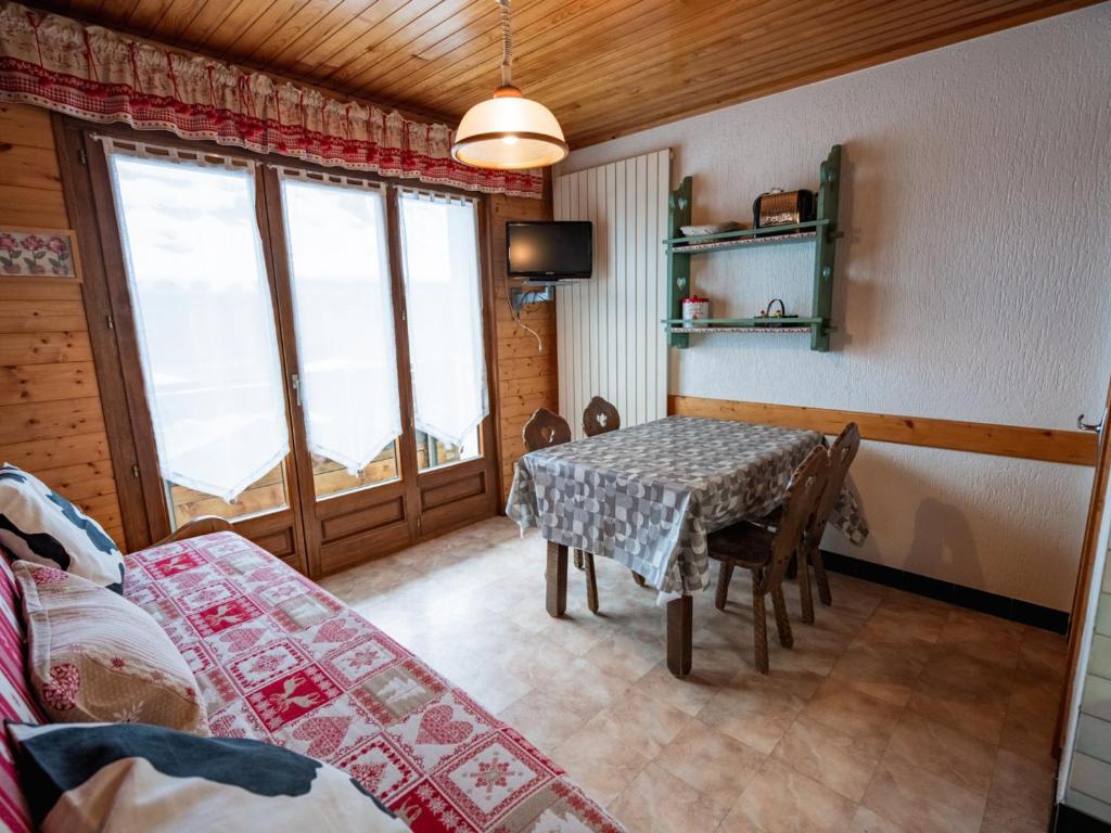Charmant 2 pièces au cœur des Gets, proche télécabines, balcon, Wi-Fi, garage, animaux bienvenus