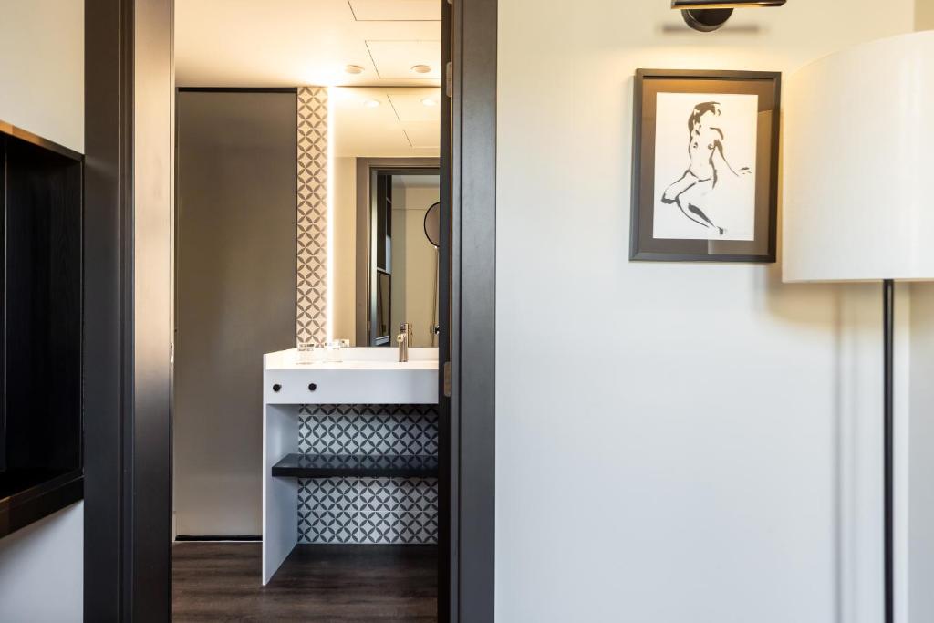 Yurbban Ramblas Boutique Hotel - 10