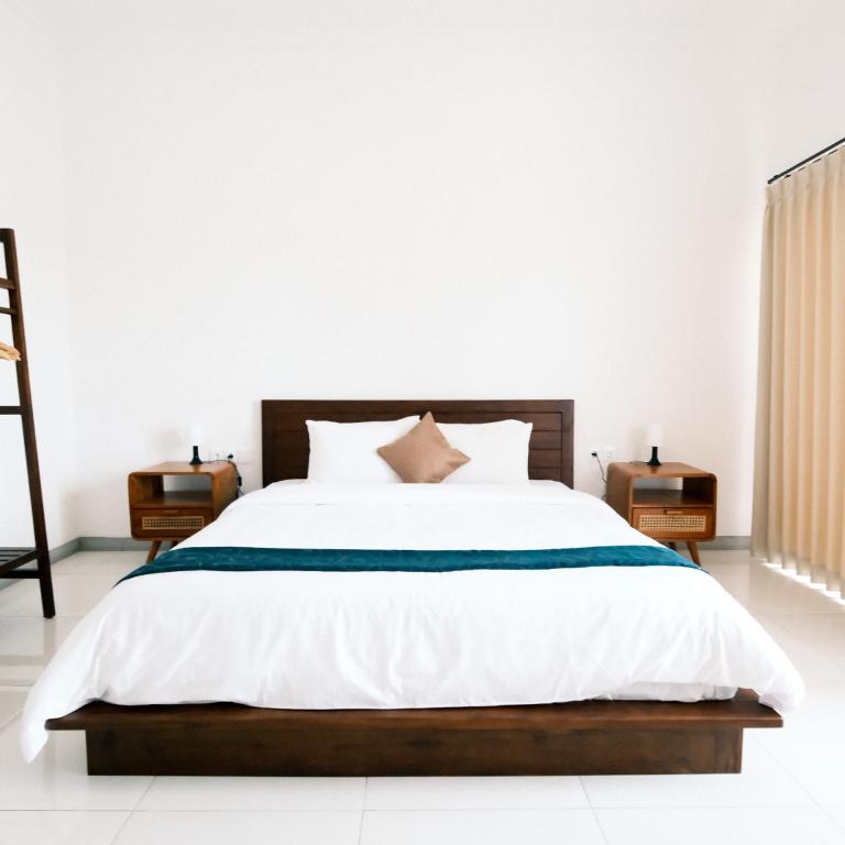 Tegal Sari Homestay - 泳池景双人间