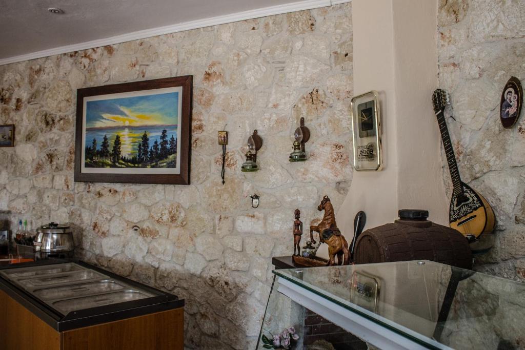 Kuchyňa alebo kuchynka v ubytovaní Hotel Ilios