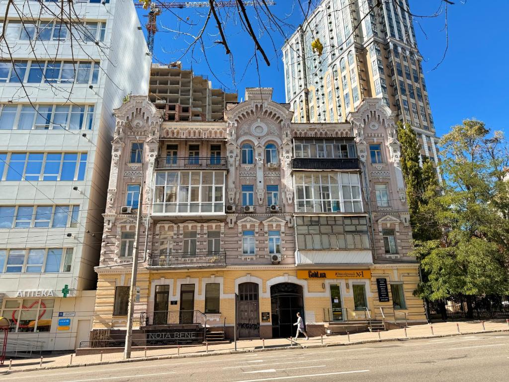 Kyiv White Apartment photo 6