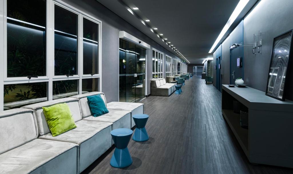  Comfort Suites Flamboyant Goiânia