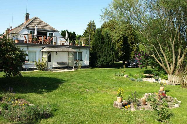 En have udenfor Ferienwohnung Land Fleesensee