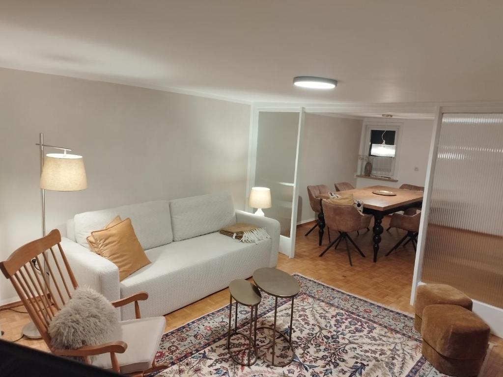 Posezení v ubytování Ferienhaus Tauber Lodge für Familie & Freunde