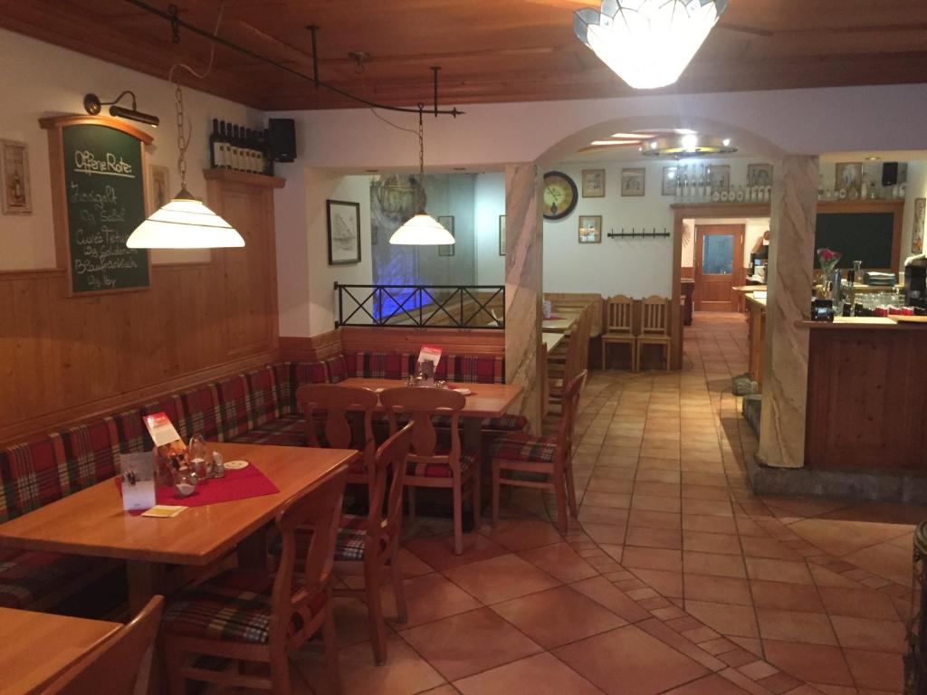 Restaurace v ubytování Hotel Gasthof Sonne
