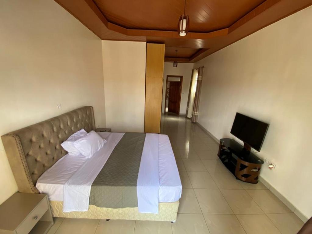 TV/trung tâm giải trí tại ishema hotel