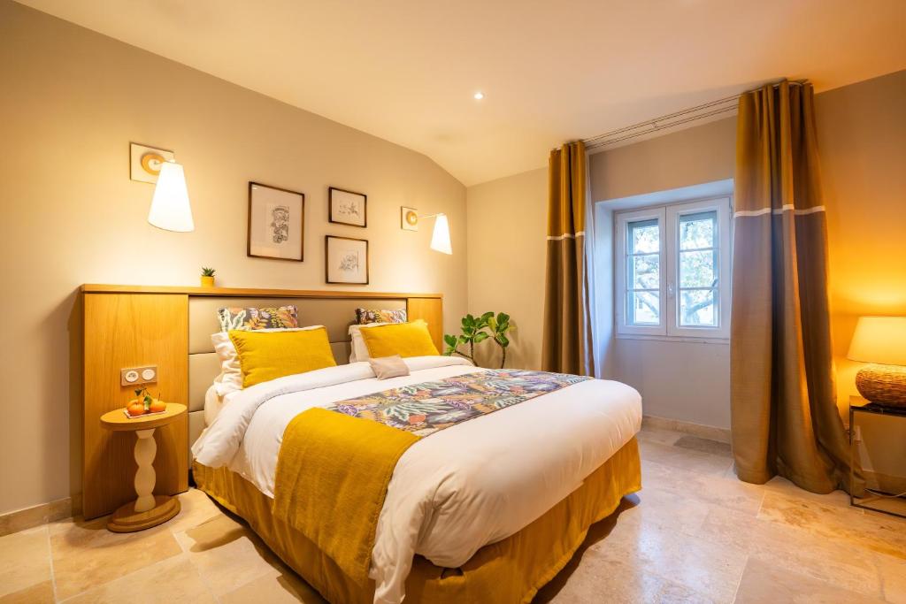 Auberge De Saint-Rémy - Mas De Garance - Table Gastronomique Étoilé - 10