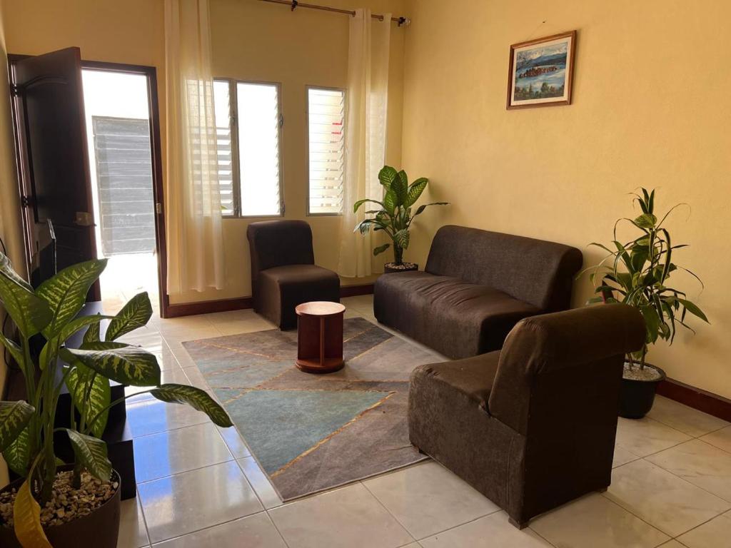 Khu vực ghế ngồi tại Casa Vásquez