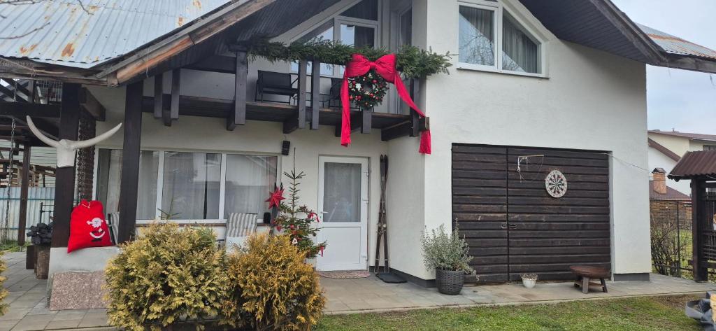 Το κτήριο όπου στεγάζεται  το διαμέρισμα