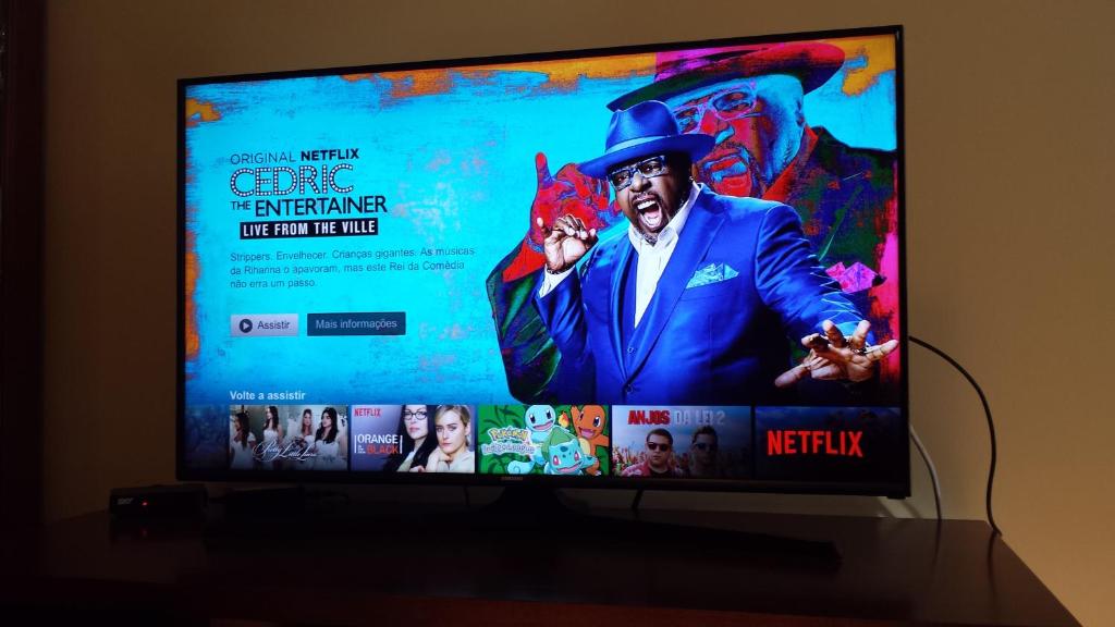  Apartamento com Piscina 4 Pessoas