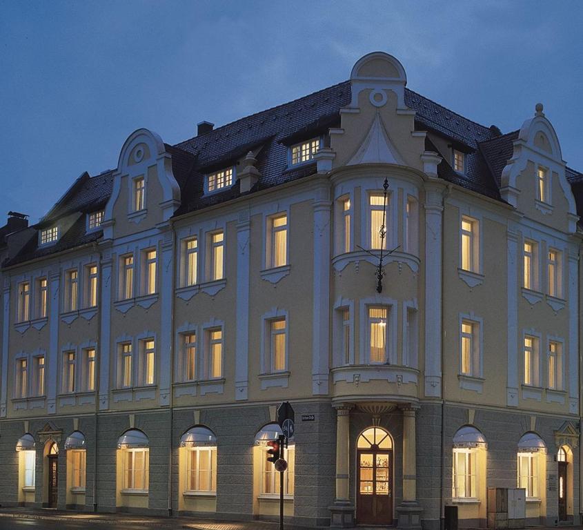 Budova, kde se hotel nachází