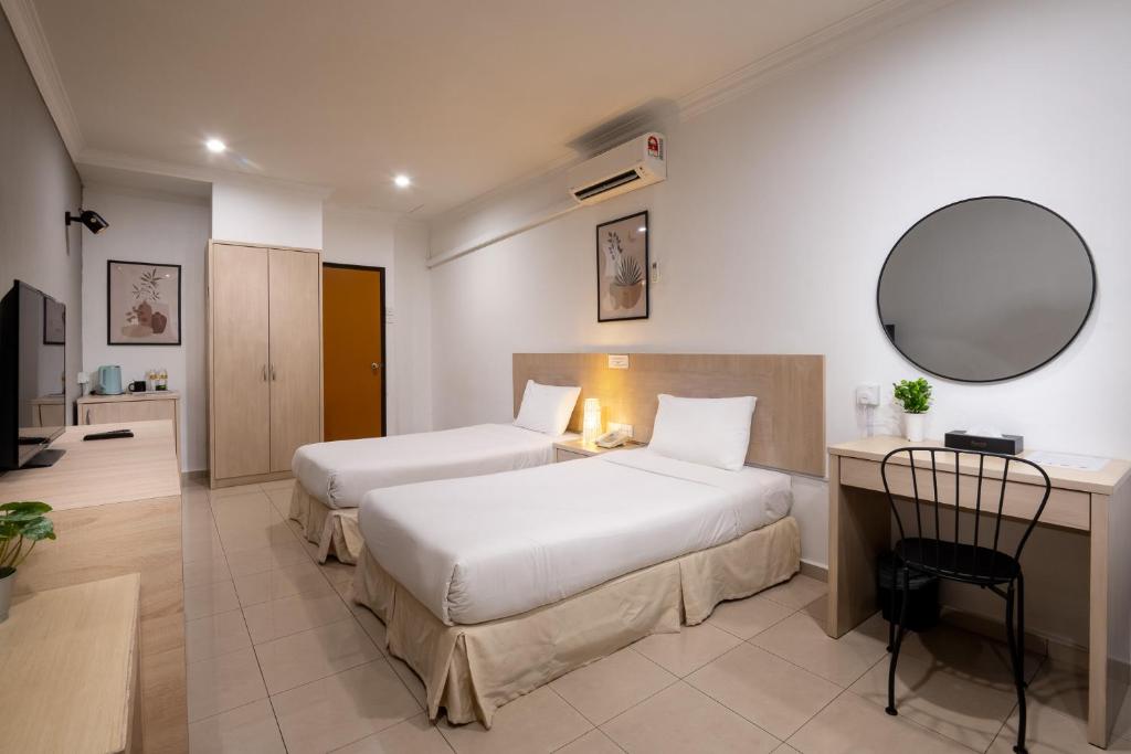 Golden View Serviced Apartments - Superior Twin Room