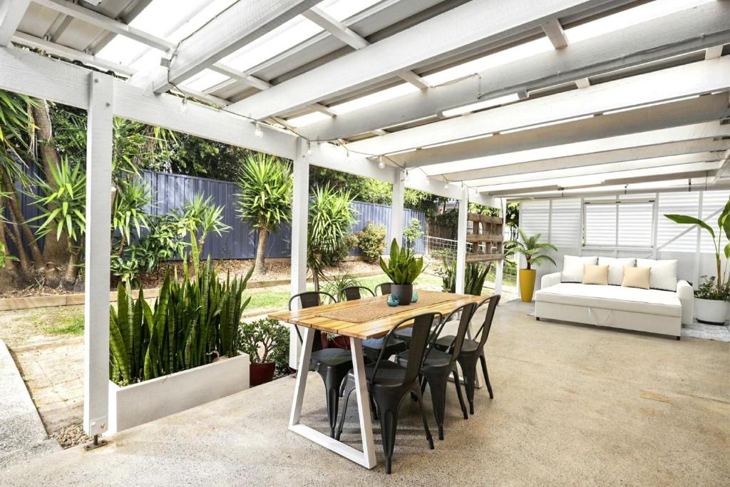 Vườn quanh Sawtell Sea Breeze House