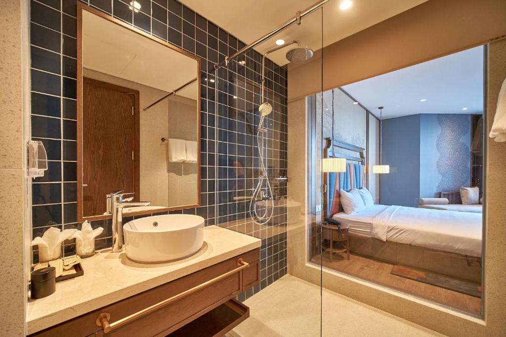 Phòng Deluxe Giường Đôi Nhìn Ra Biển