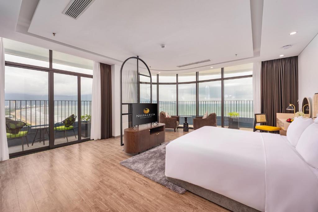Grand Suite with Ocean View