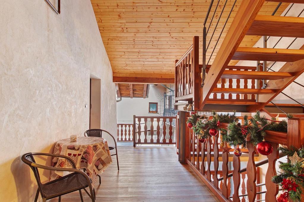 Φωτογραφία από το άλμπουμ του Le Bourg 61 - Aosta Centro στην Αόστα