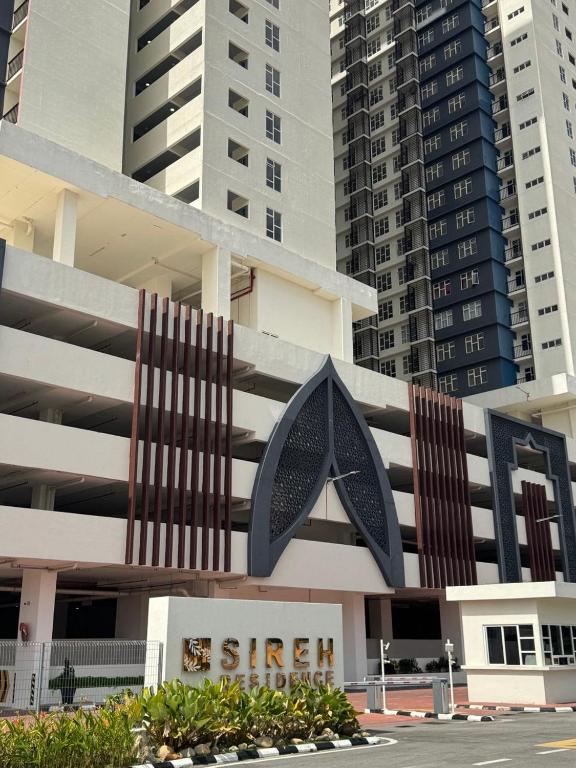 Tòa nhà nơi căn hộ tọa lạc