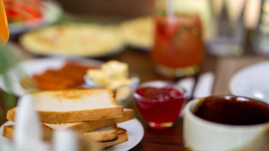 Chena Huts Eco Resort - 12