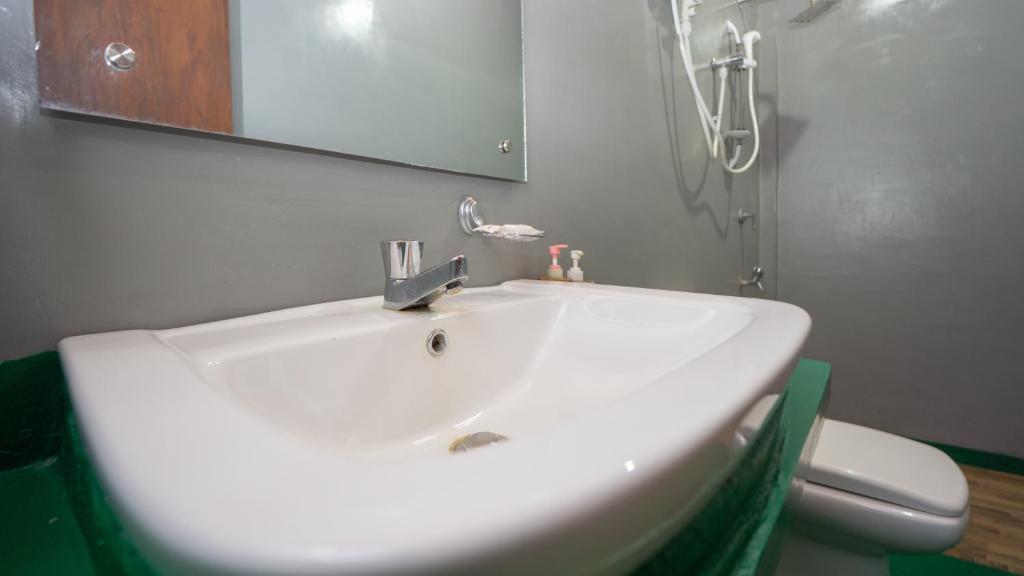 Chena Huts Eco Resort - 13