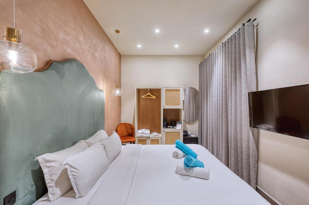 DOMS Boutique Living - 9