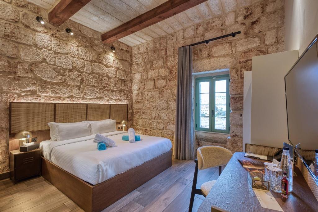 DOMS Boutique Living - 18