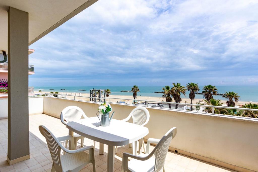 Cảnh biển hoặc tầm nhìn ra biển từ căn hộ