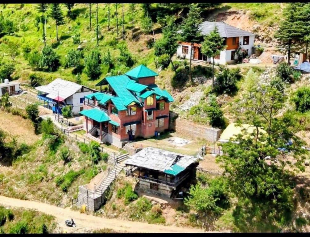 Tòa nhà nơi nhà nghỉ trang trại tọa lạc