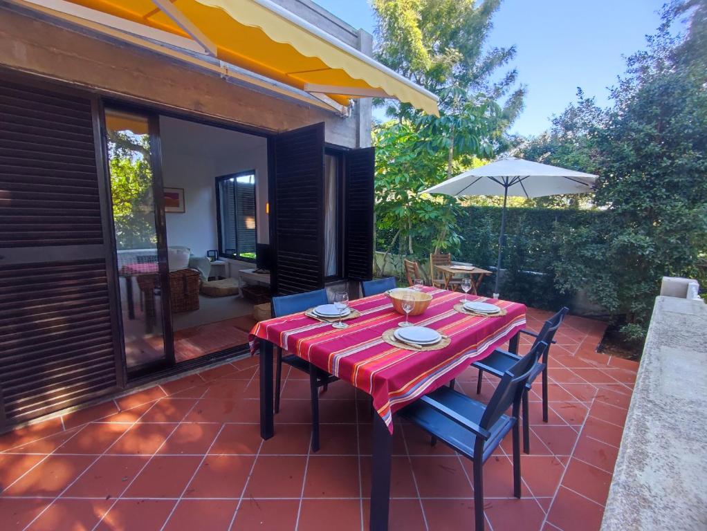 T2 Apartment with private garden in the Balaia