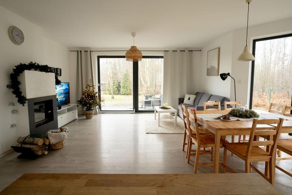 Galeriebild der Unterkunft Willa Aleksandria in Konopiska