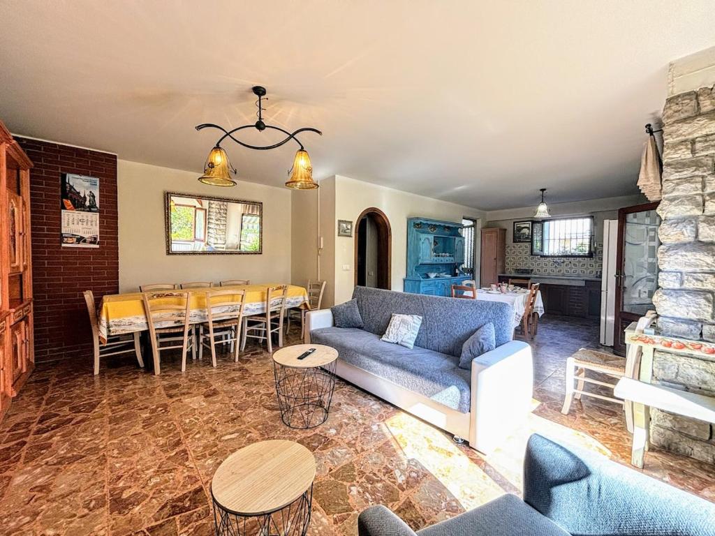 Χώρος καθιστικού στο Due Passi dal Mare - Private Garden and Free Parking