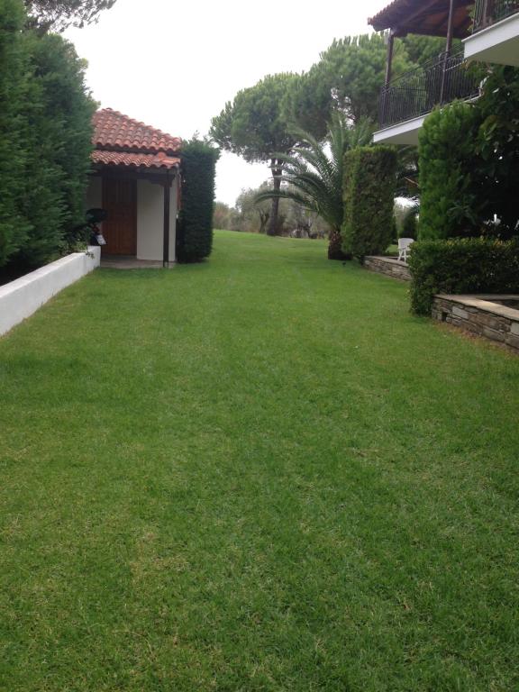 Zahrada ubytování Villa POLYTIMI
