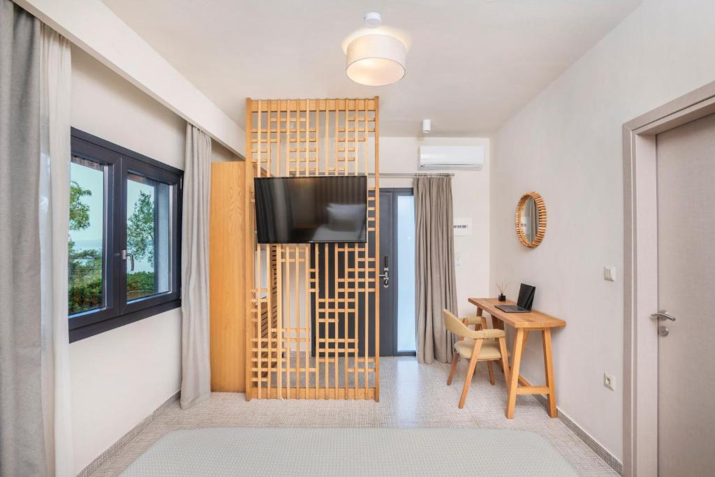 Elies 33 Bio Retreat - 8