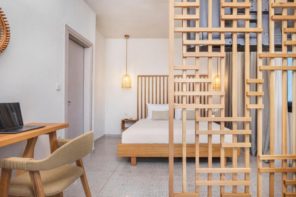 Elies 33 Bio Retreat - 2