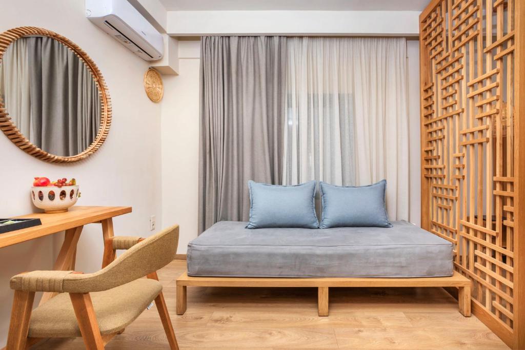 Elies 33 Bio Retreat - 19